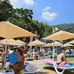 Iskelem 4* אקיאקה