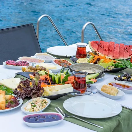 Iskelem Hotel 4*